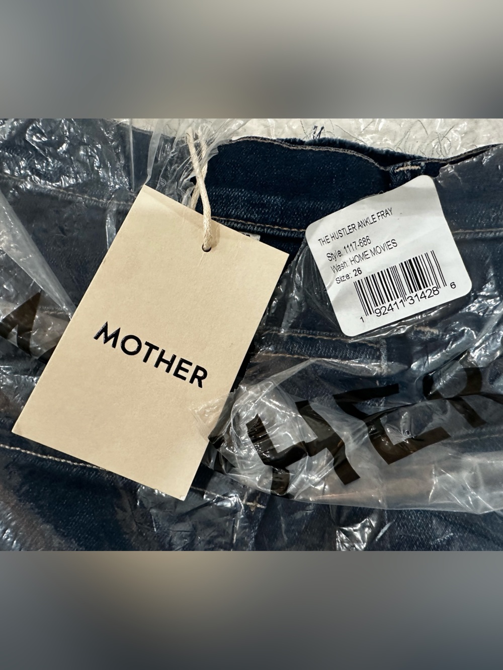 NWT MOTHER BRAND “THE HUSTLER ANKLE FRAY” DENIM JEANS